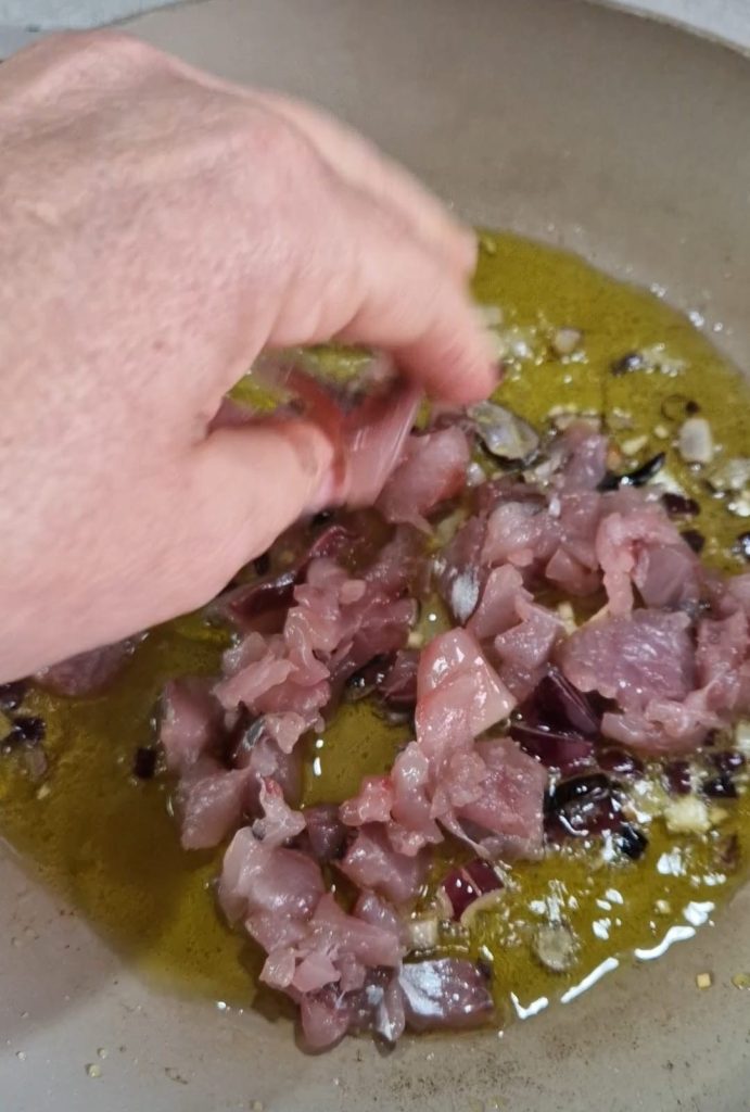 Macarrão com sardinhas