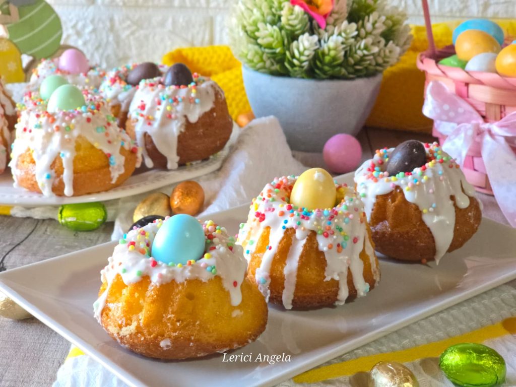 Rosquinhas de Páscoa decoradas, semplici e buone