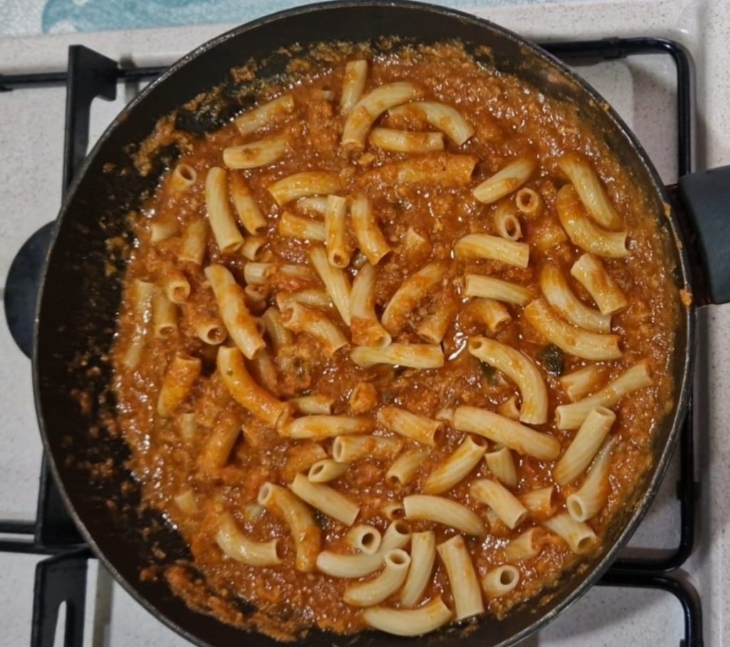 Tortiglioni ao ragu Nuvola zero