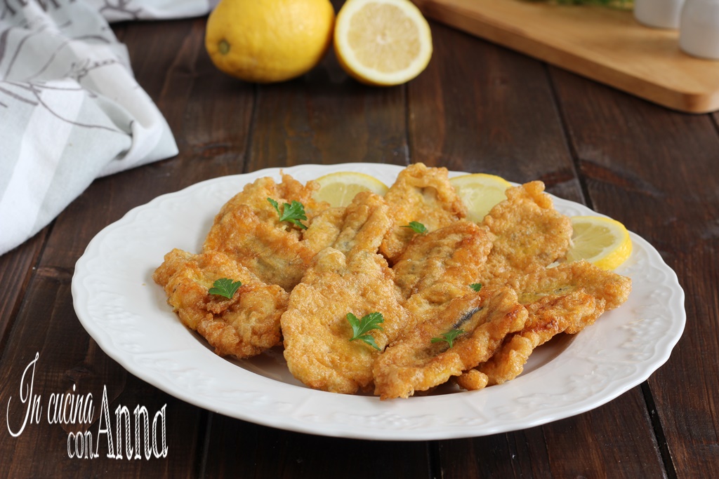 Anchovas douradas e fritas