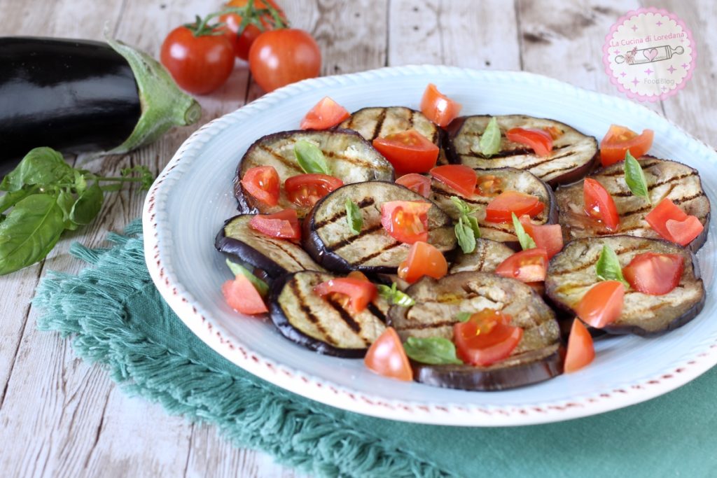 berinjelas grelhadas com tomatinhos