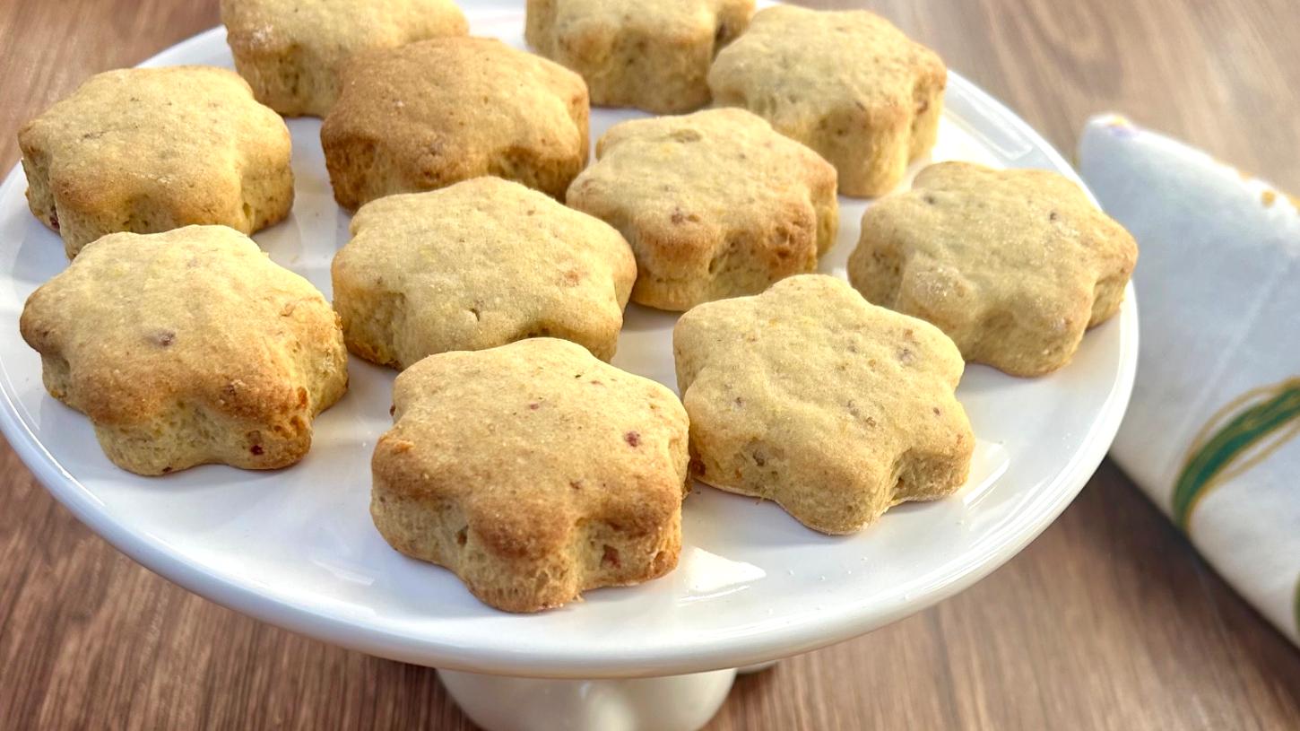Biscoitos sem açúcar com laranja e tâmaras