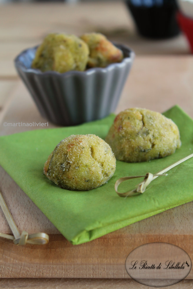 Bolinhos de aspargos e batatas