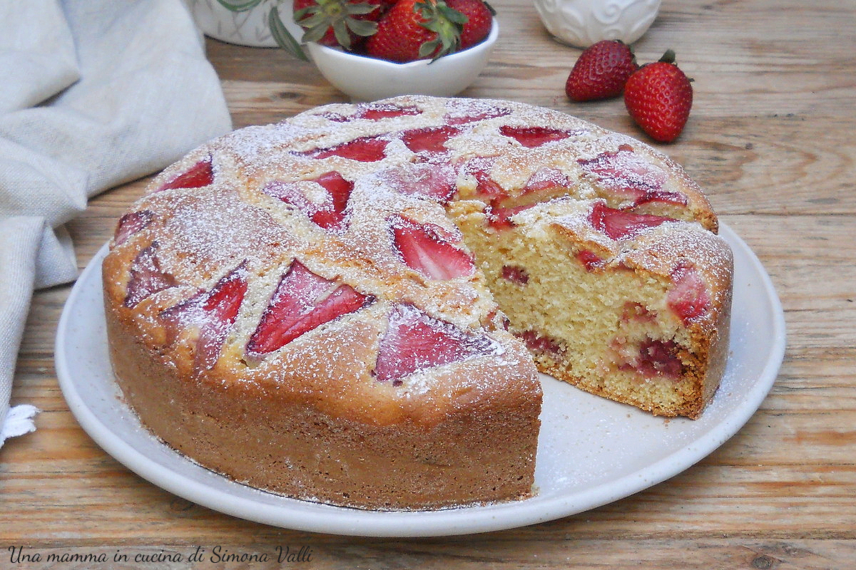 Bolo de morango em 5 minutos - Receitas Deliciosas