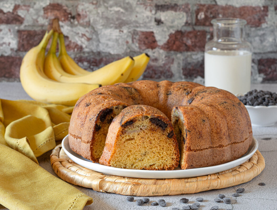 Bolo de banana e chocolate