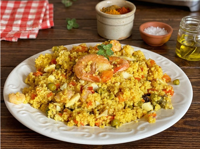 COUS COUS CAMARÕES e LEGUMES