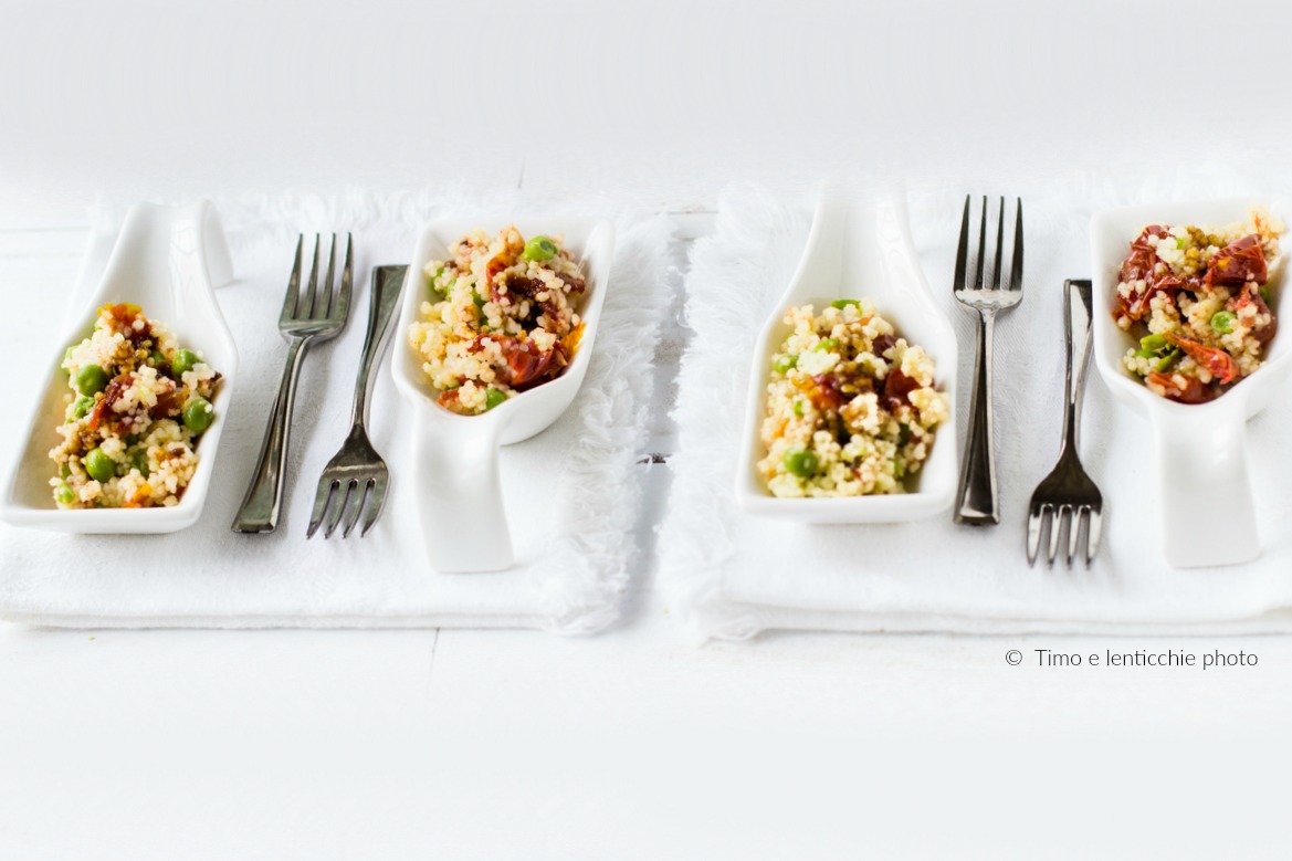 Couscous com ervilhas e tomatinhos secos