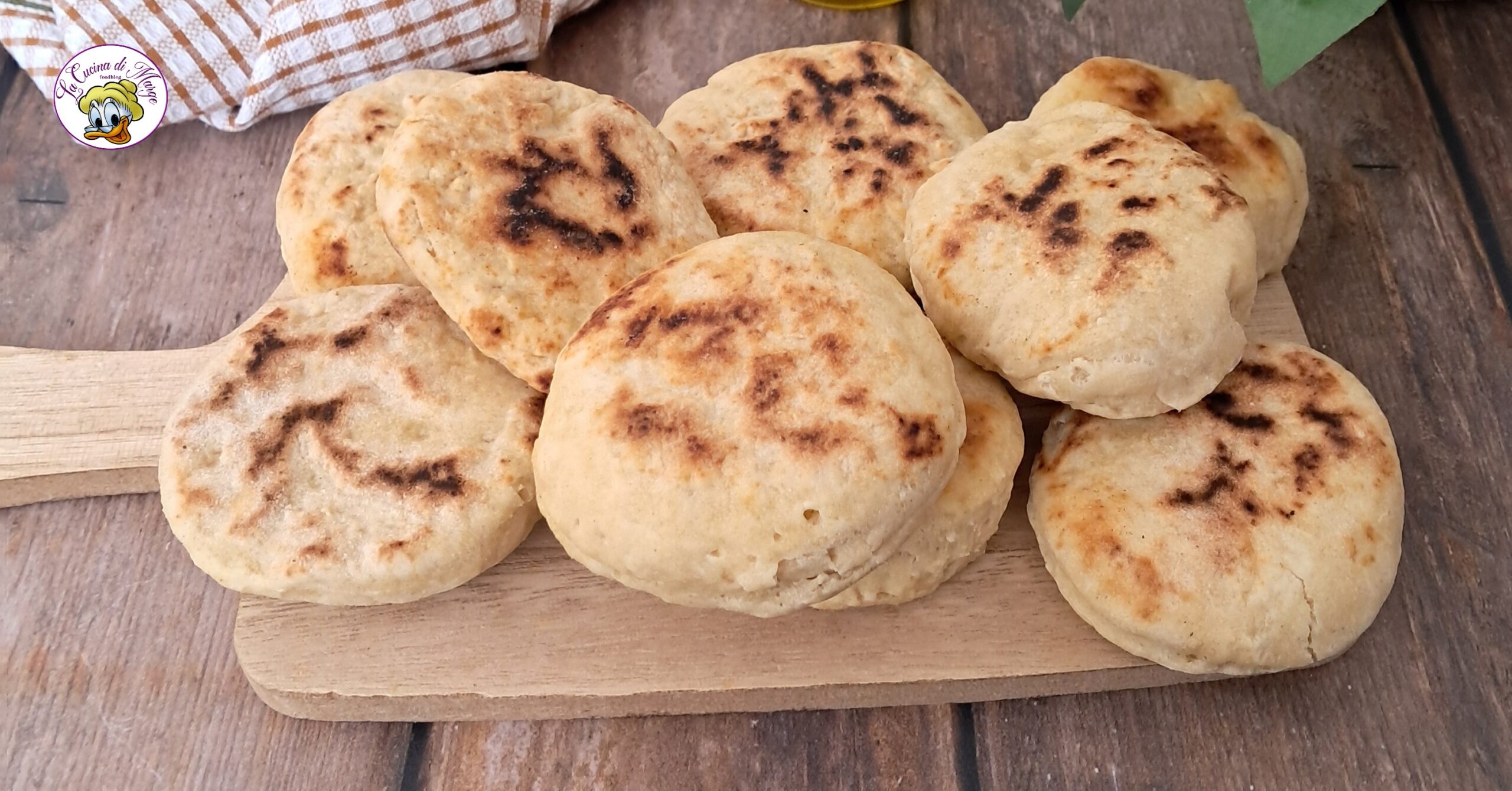 Focacinas na frigideira