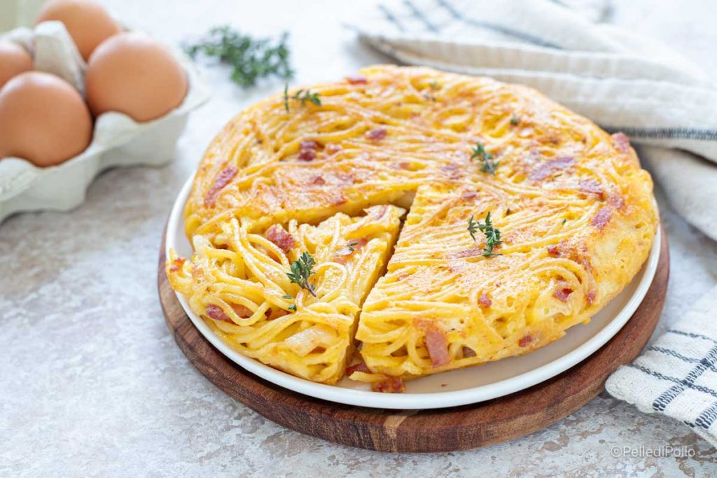 omelete de espaguete