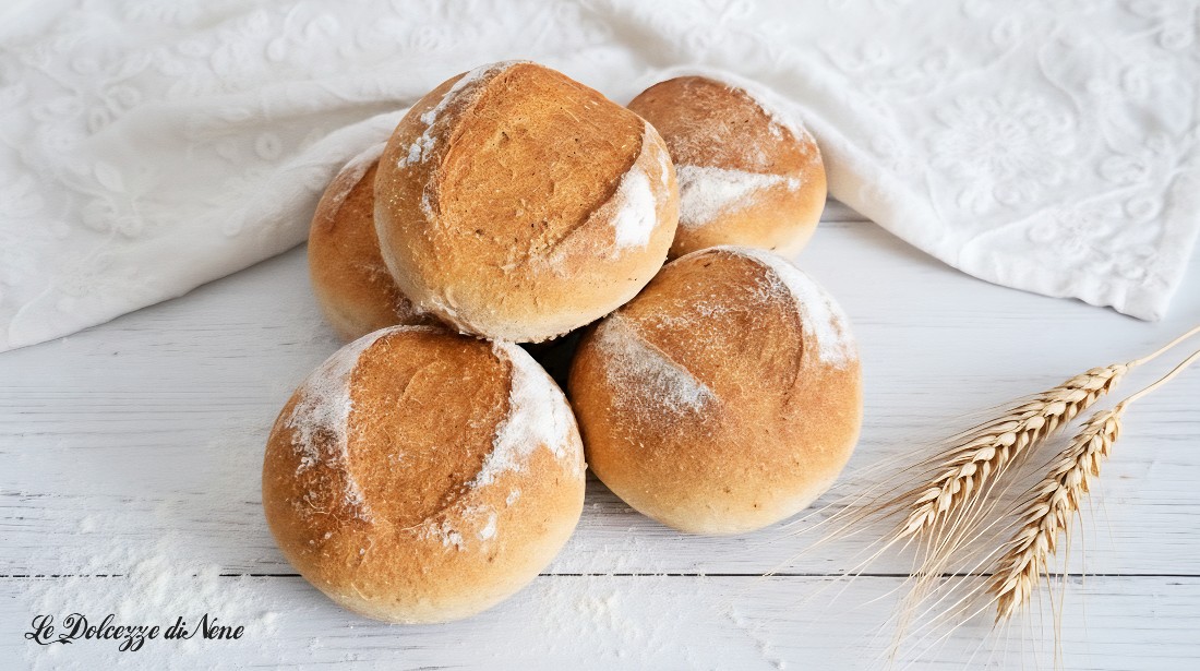 Pãezinhos semi-integrais caseiros