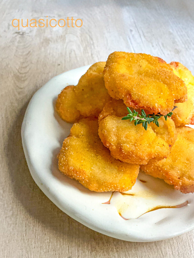 Nuggets de frango crocantes feitos em casa