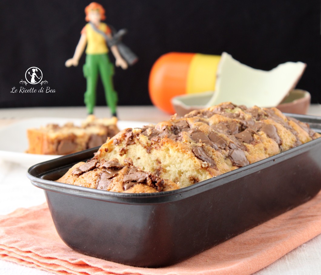 Plumcake com chocolate dos ovos de Páscoa