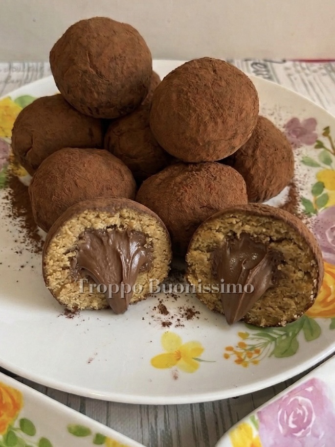 Trufas de tiramisù com creme de avelã