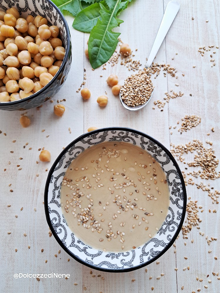 tahinsaus wat het is, hoe het wordt gemaakt en waar het voor wordt gebruikt