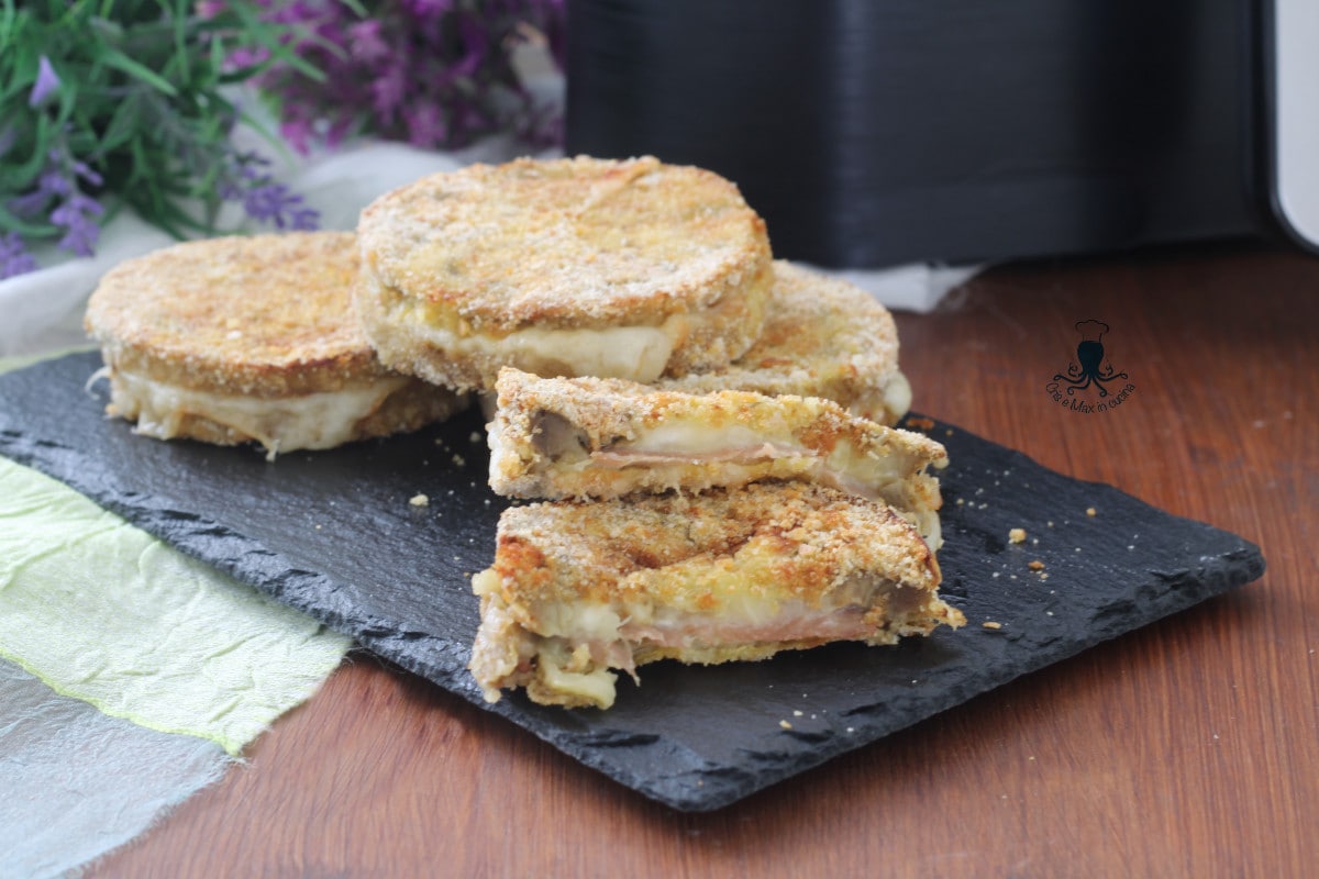 Aubergineschnitzels in heteluchtfriteuse of oven