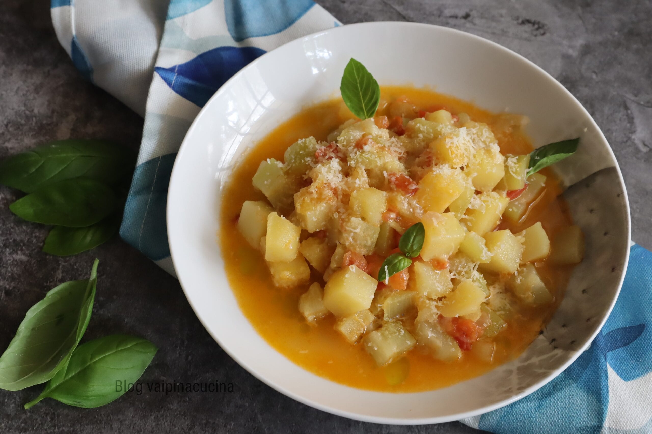 Lange courgette op Siciliaanse wijze