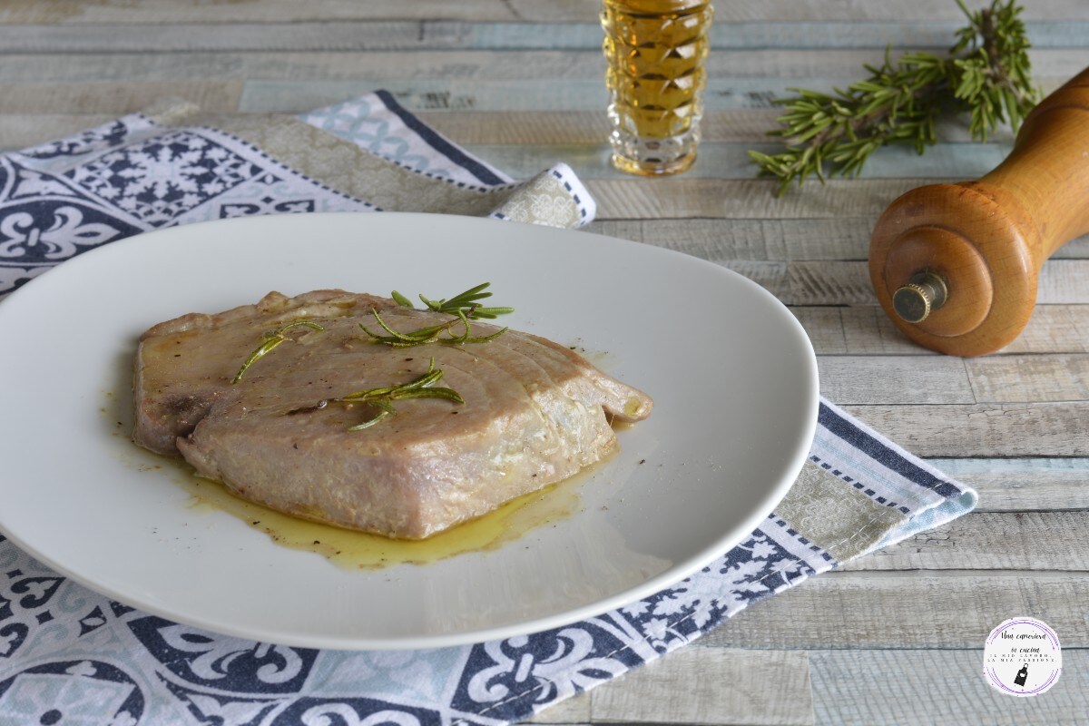 Tonijnfilet met cognac en rozemarijn