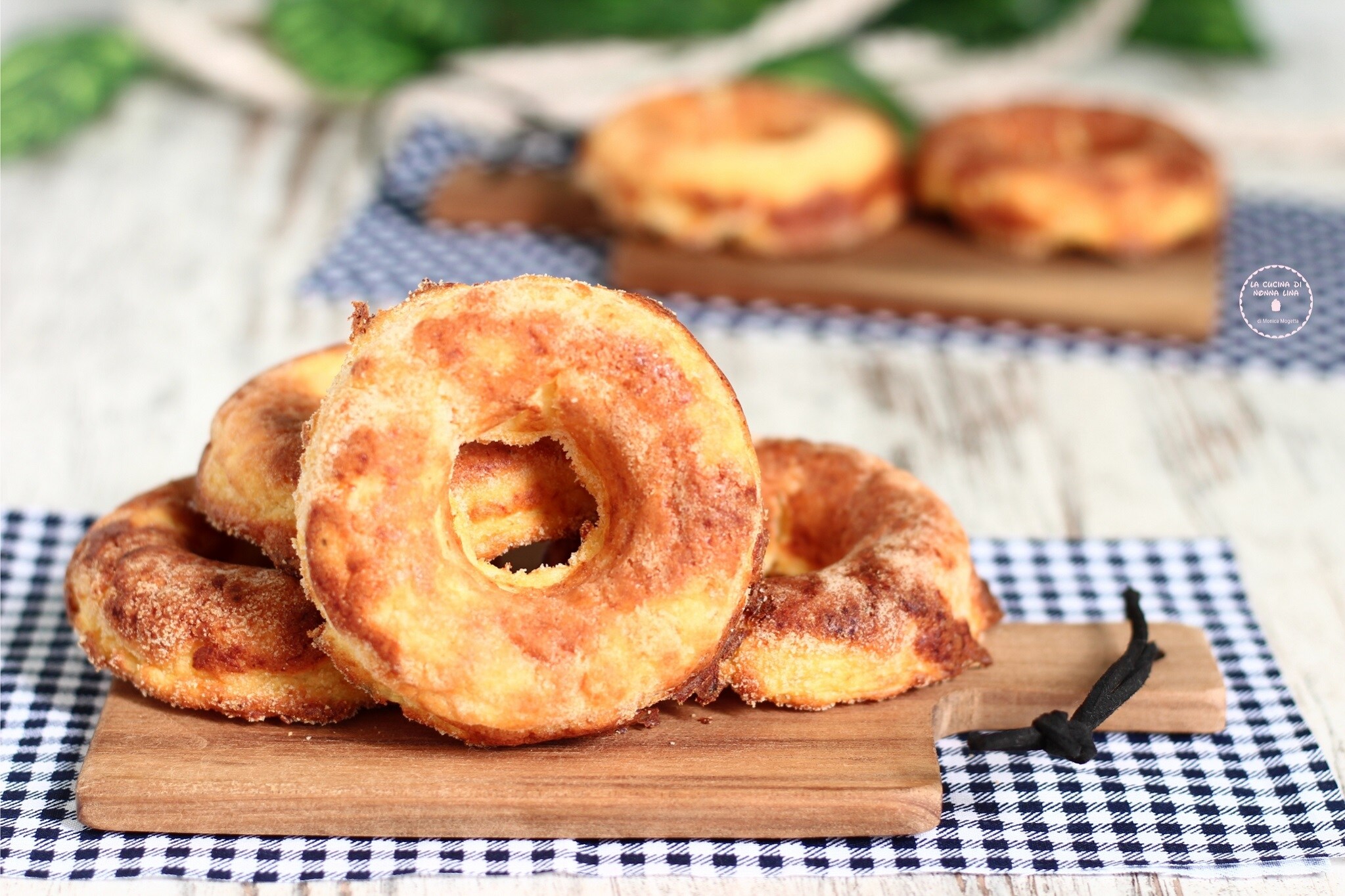 Aardappel en kaas donuts uit de oven