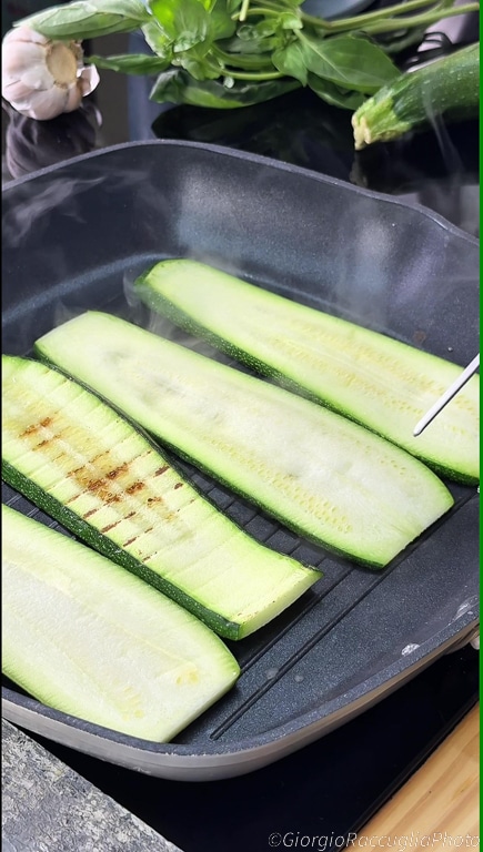 courgette rolletjes worst en scamorza