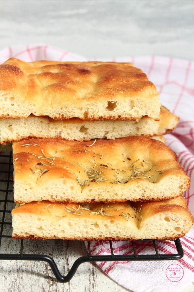 Focaccia met aardappelvlokken