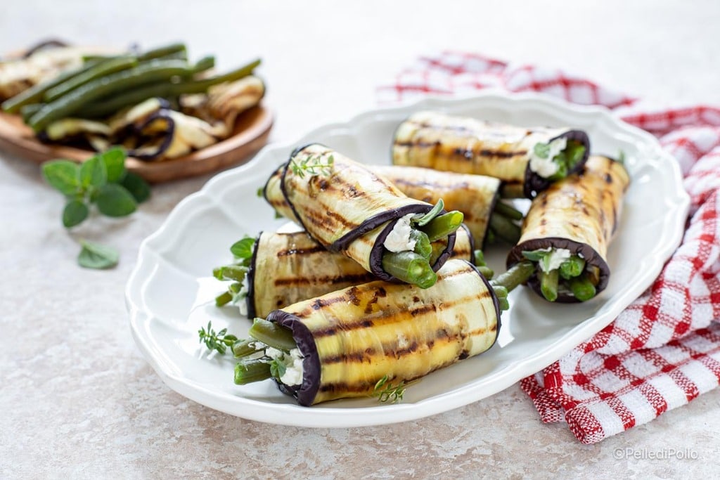 aubergine- en sperziebonenrolletjes