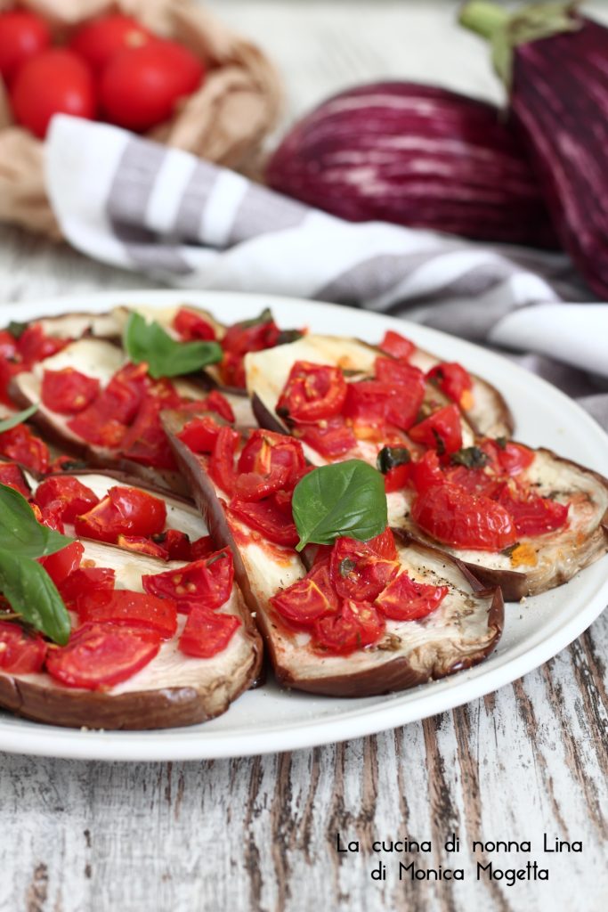 Lichte gekruide aubergines