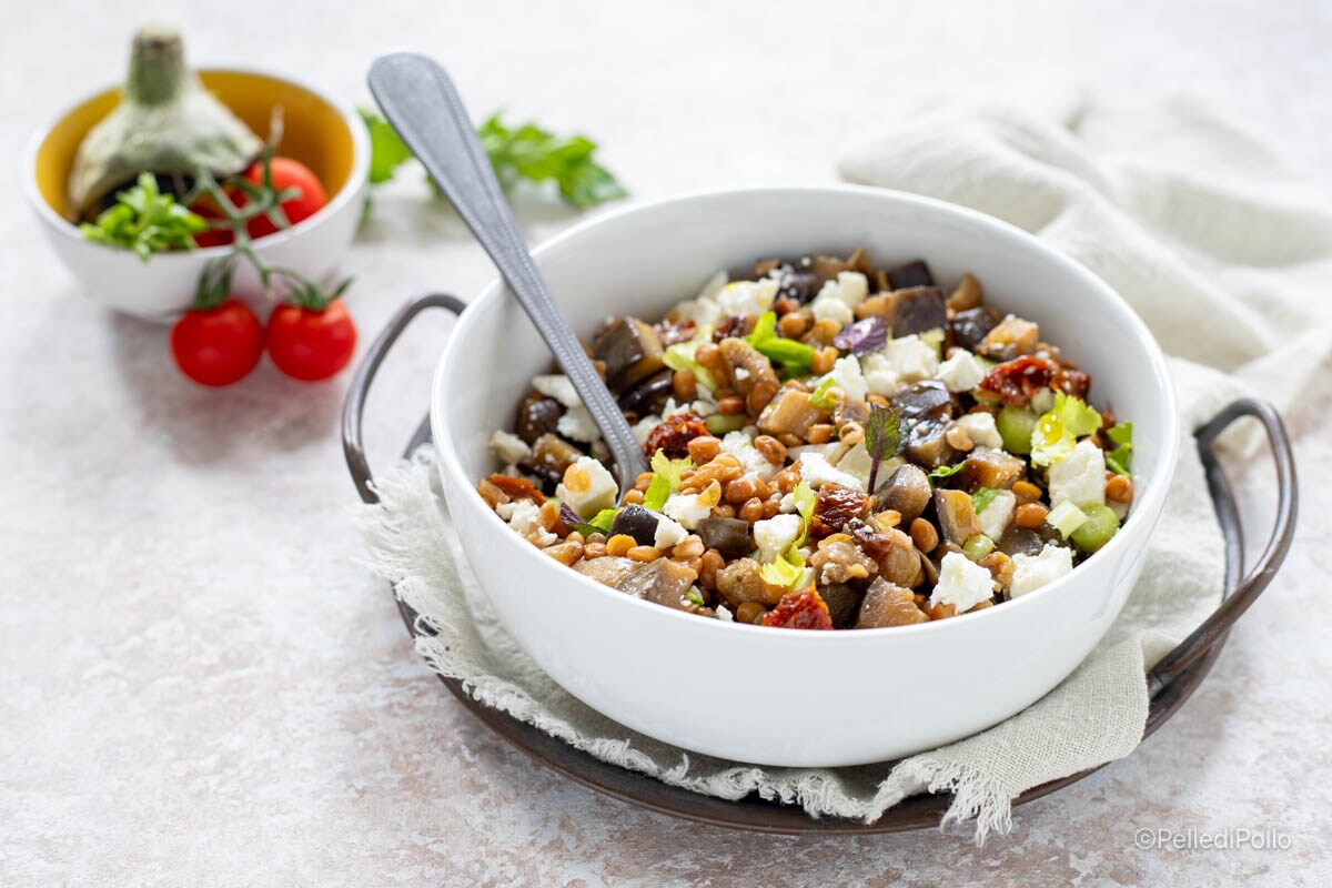 Linzensalade met aubergine en feta