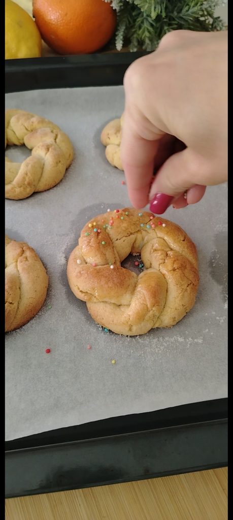 Gevlochten honingkoekjes