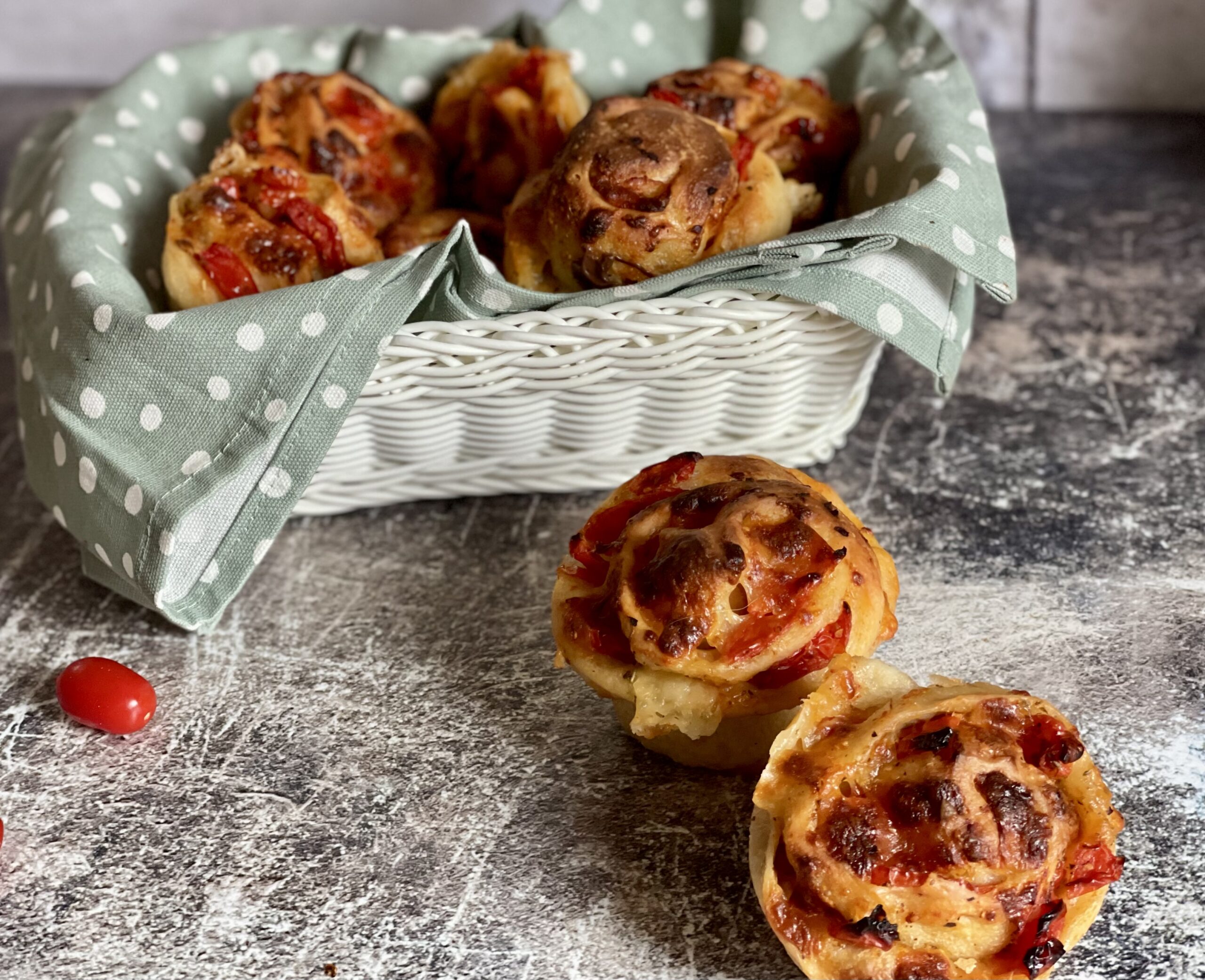 Pizza muffins met zuurdesem