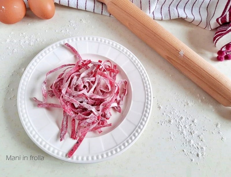 Tagliatelle met rode biet