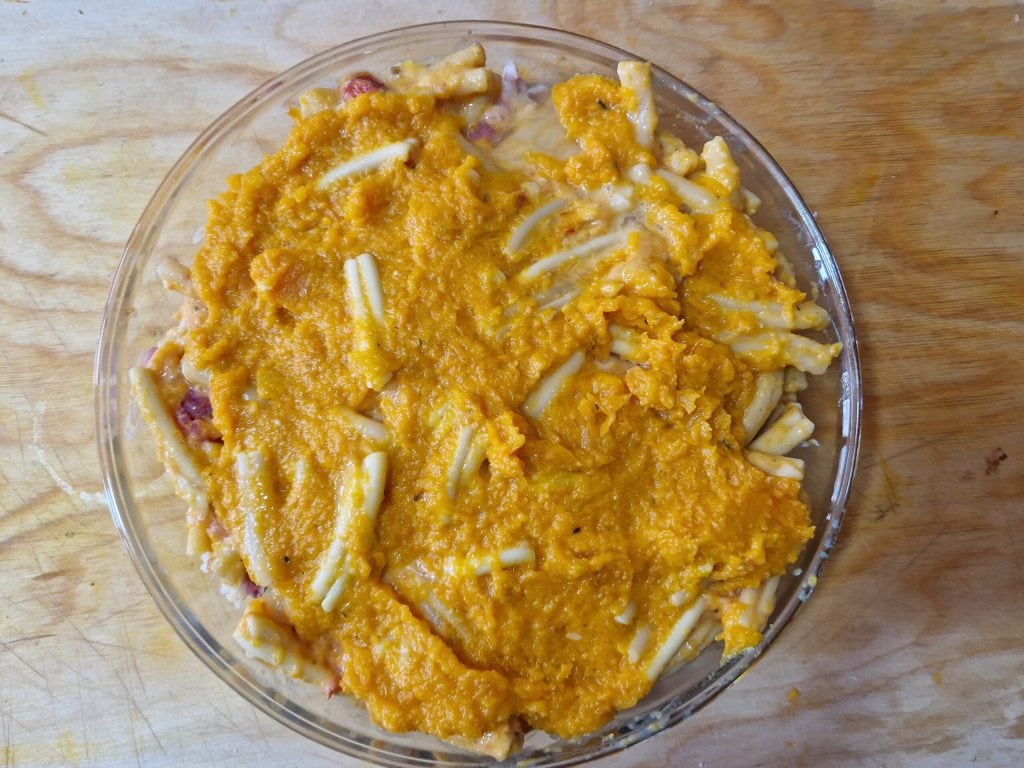 Ovenschotel met pompoen en spek