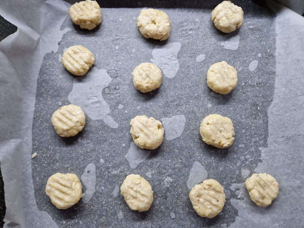 De inweekbare koekjes met havermout en kokos