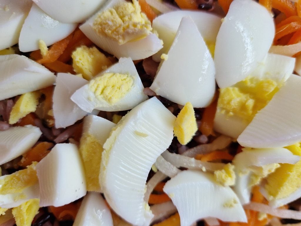 De rijstsalade met een lage glycemische index