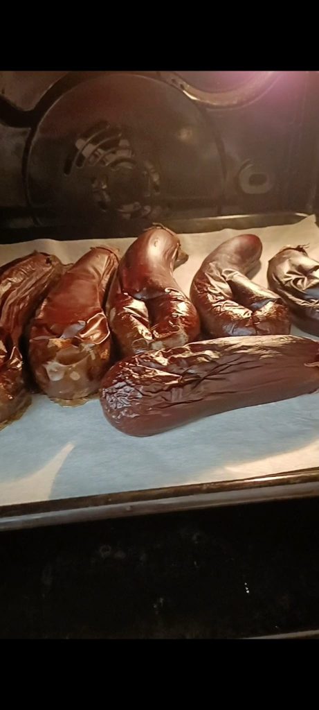 We bakken de aubergines