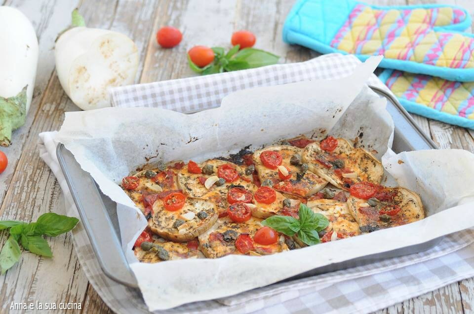 Aubergines uit de oven met tomaten en kruiden