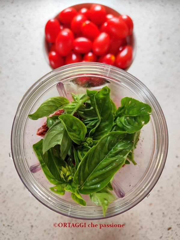 basilicum in de blender