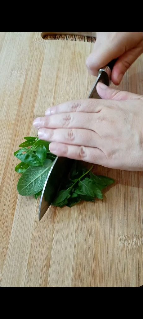 We hakken aromatische kruiden