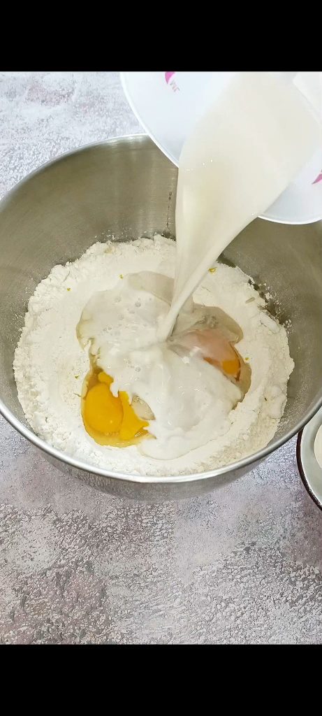 Eieren, gist en melk