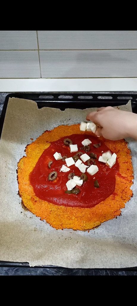 We belegen de pizza