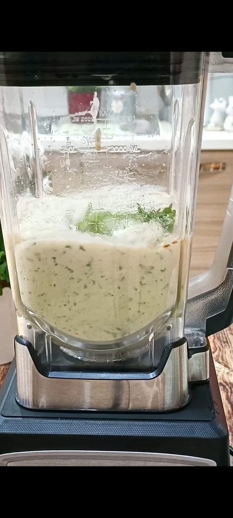 We pureren alle ingrediënten