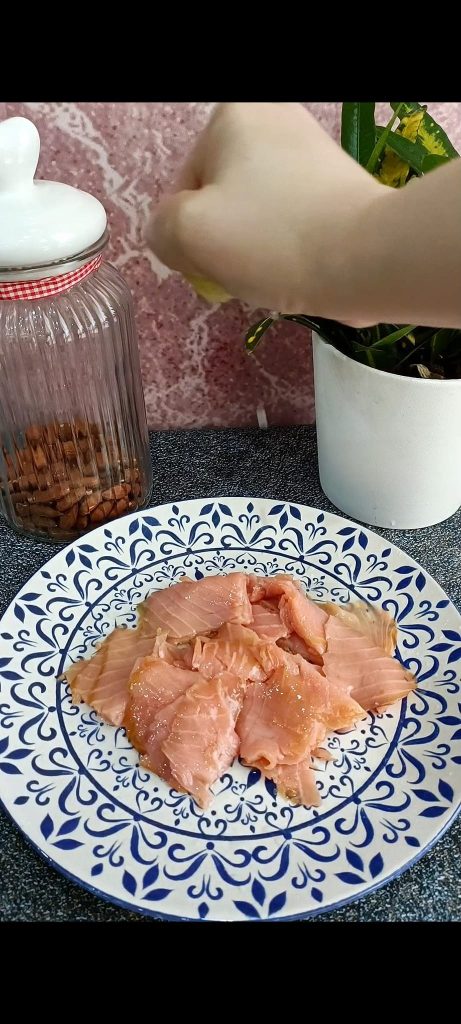 Zalm gemarineerd met citroen