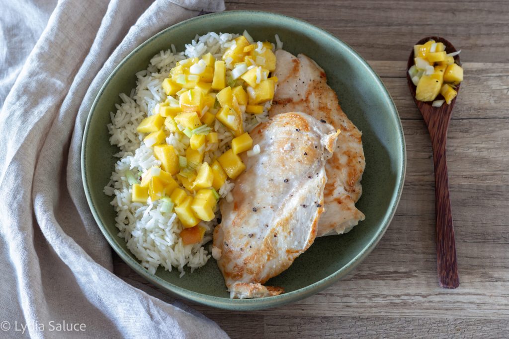 rijstbowl met kip en mango collage