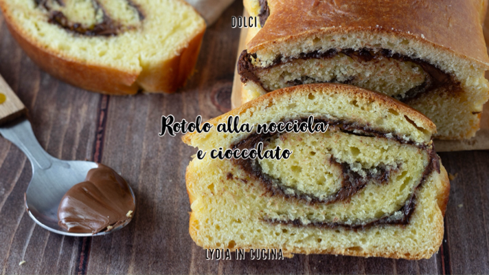 Hazelnoot en chocolade rol