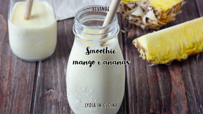 Mango en ananas smoothie