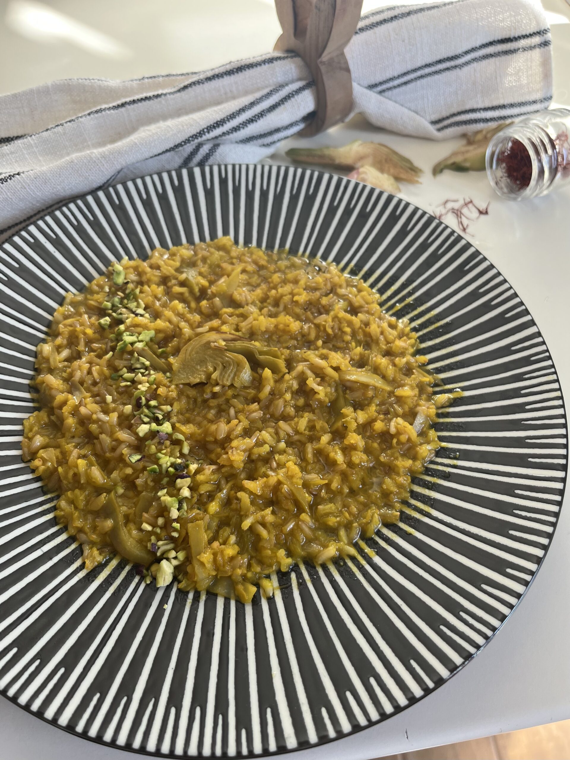 Risotto met artisjokken en saffraan