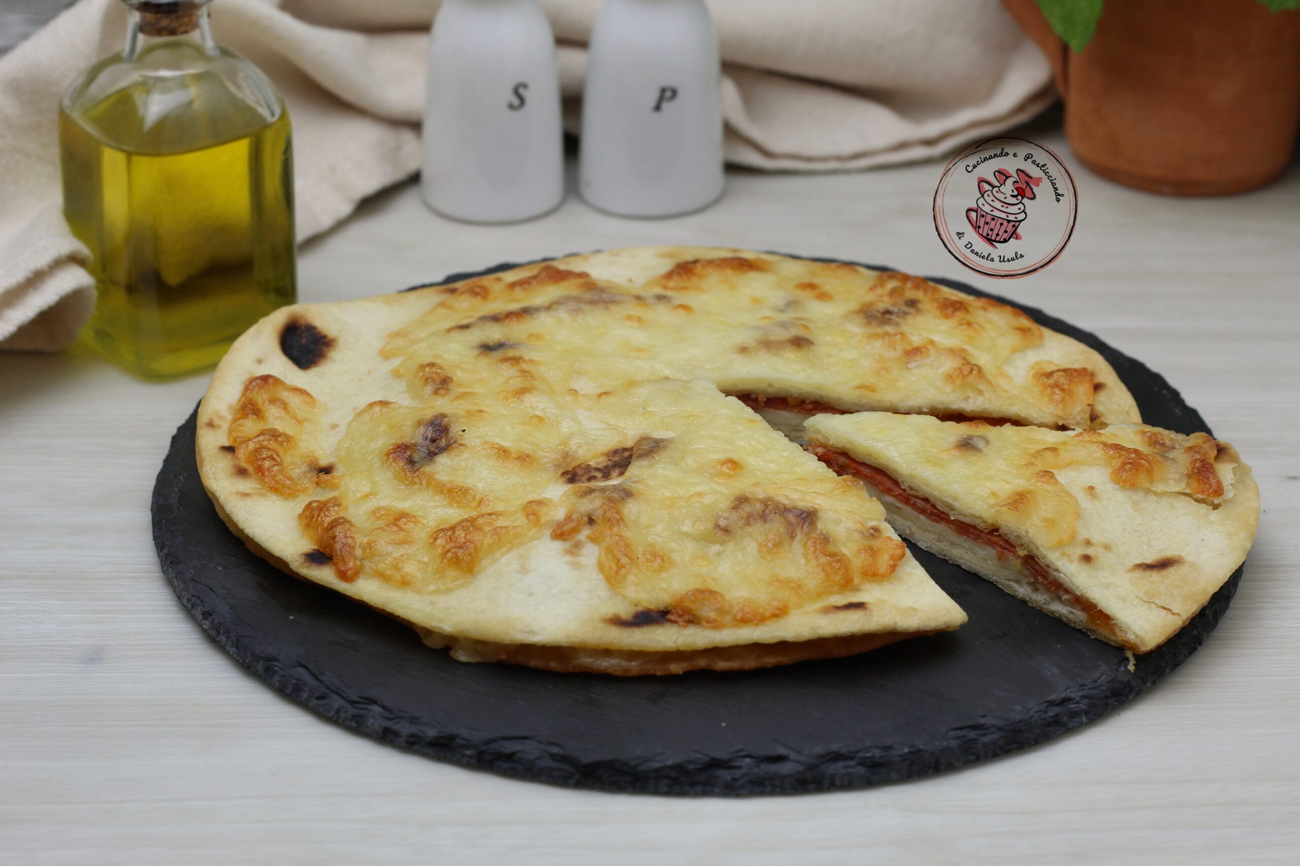 Snelle hartige taart van piadine