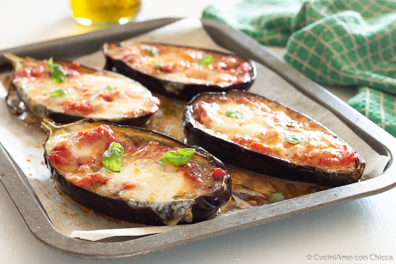 AUBERGINES ALLA PIZZAIOLA