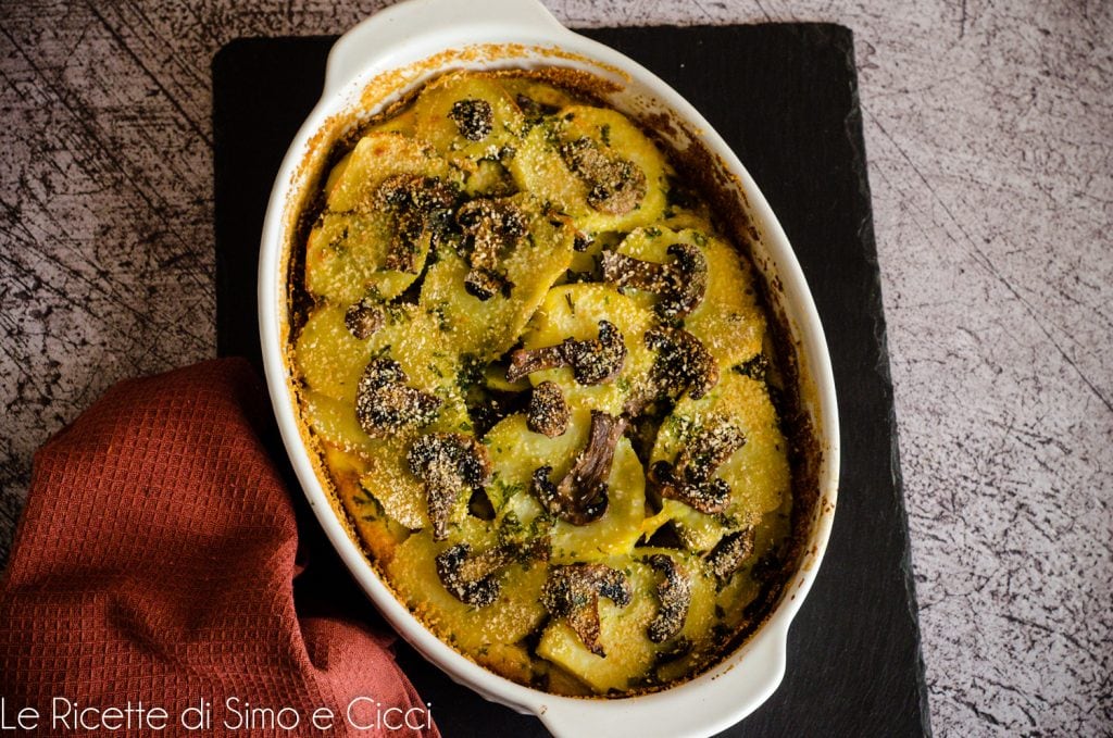 Aardappel- en champignonovenschotel
