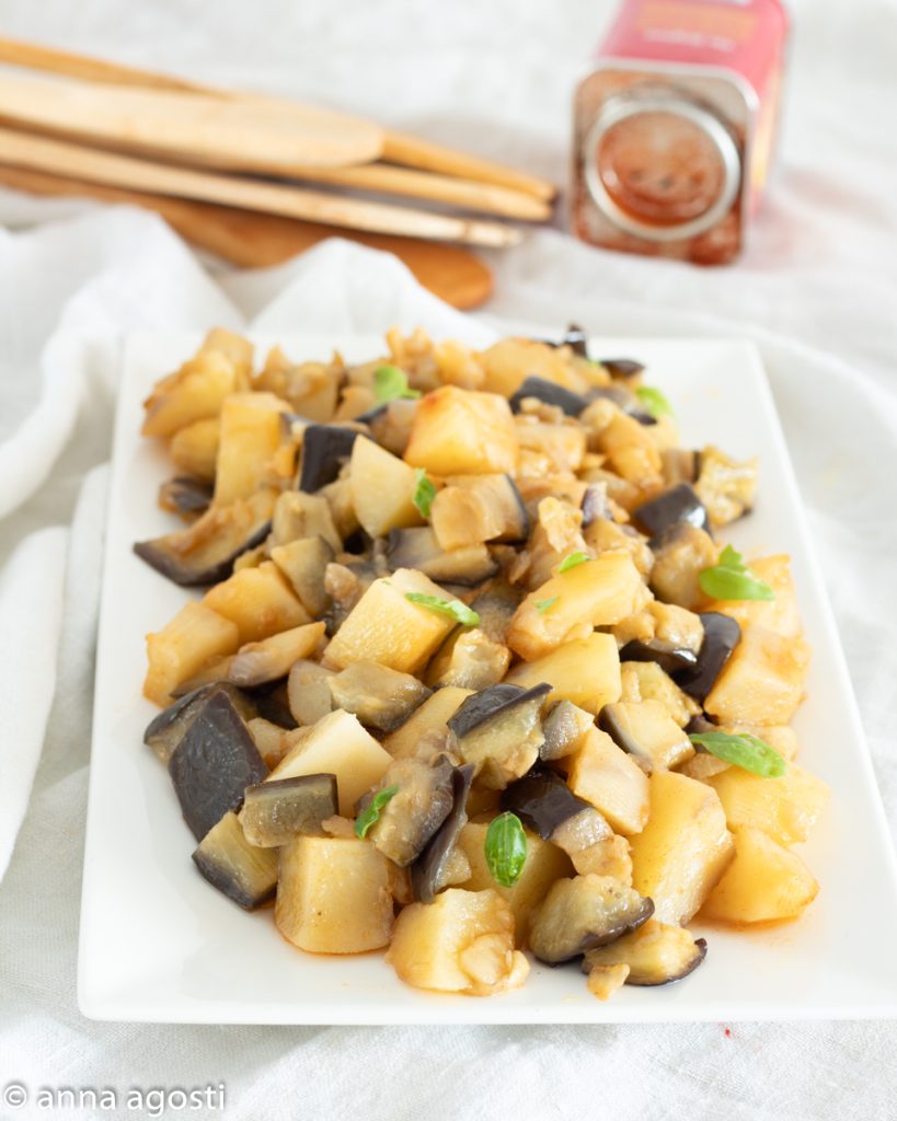 Aardappelen en Aubergines met Paprika