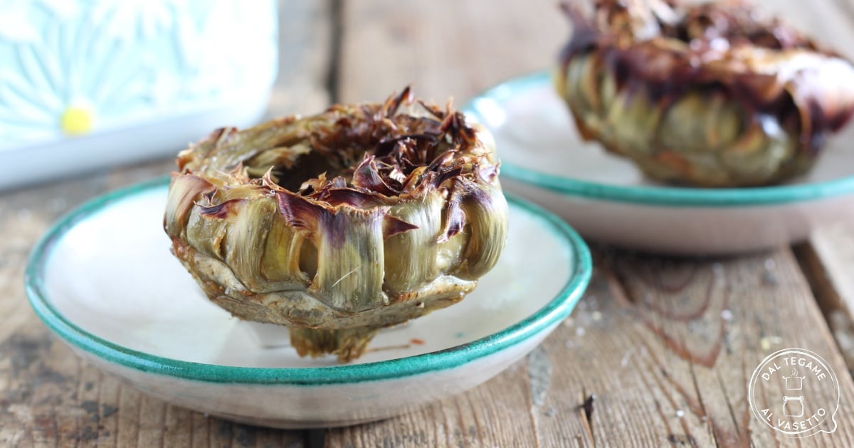 Artisjokken alla giudia in heteluchtfriteuse